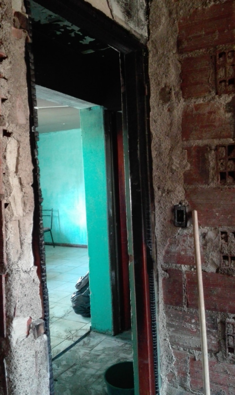 Incendio en barrio Jardn: Solicita ayuda la familia damnificada